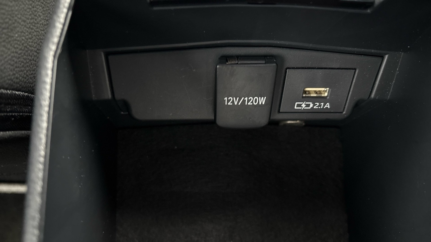 Used Toyota Corolla 2020 for sale - 77128093: Photo 33