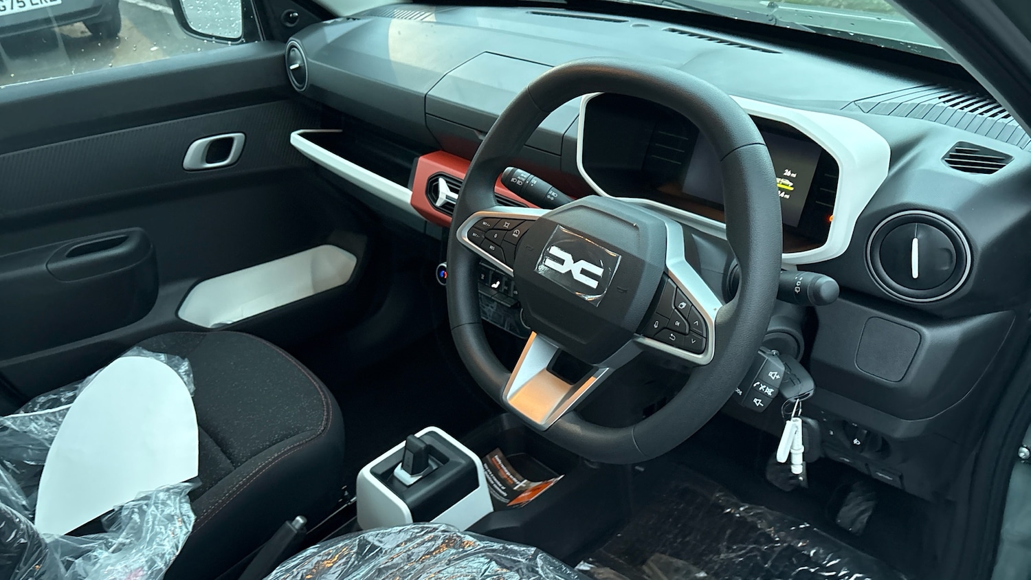 Used Dacia Spring 2025 for sale - 76402344: Photo 11