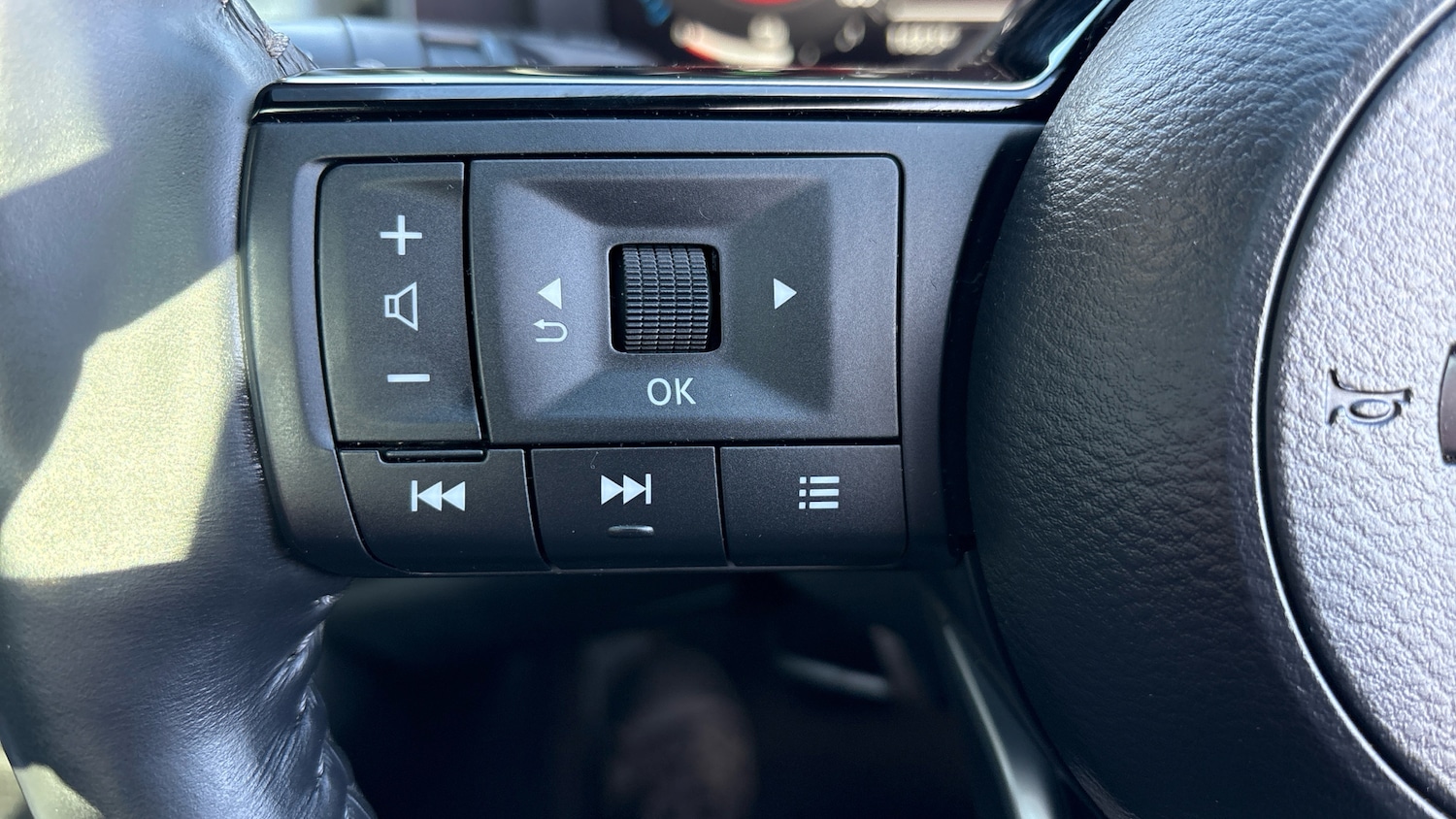 Used Nissan Qashqai 2023 for sale - 77963060: Photo 38