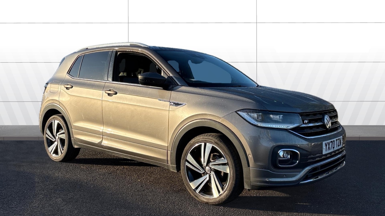 Used Volkswagen T-Cross 2020 for sale - 76905973: Photo 1