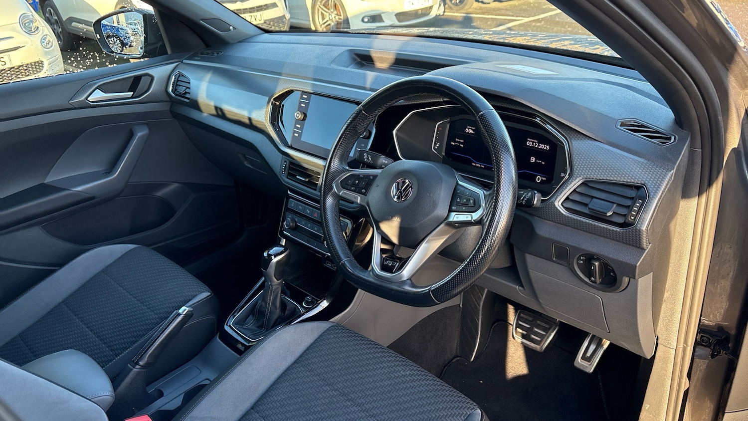 Used Volkswagen T-Cross 2020 for sale - 76905973: Photo 11