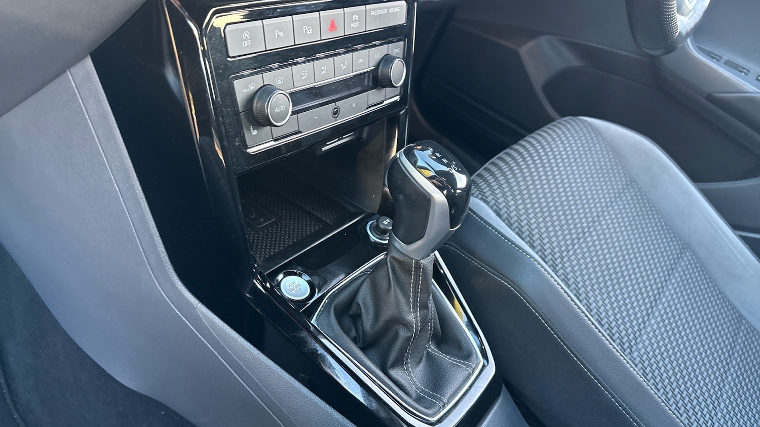 Used Volkswagen T-Cross 2020 for sale - 76905973: Photo 13