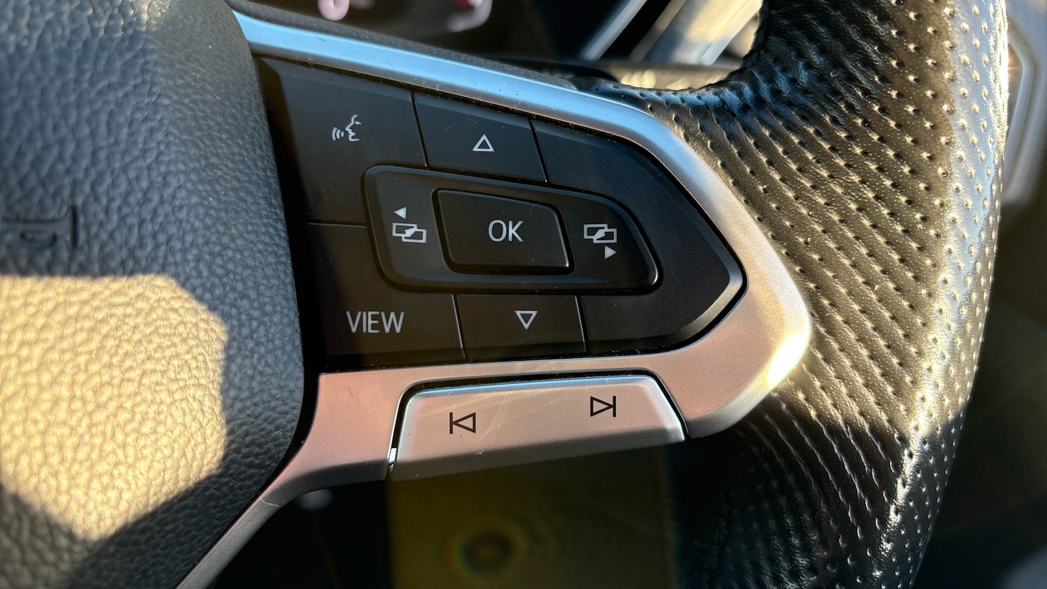 Used Volkswagen T-Cross 2020 for sale - 76905973: Photo 24