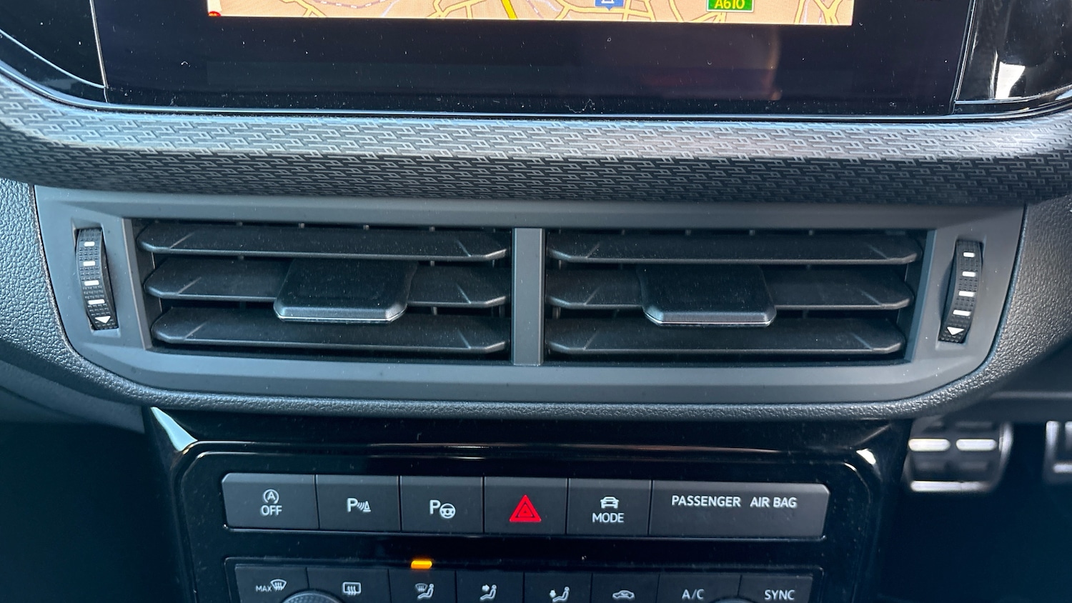 Used Volkswagen T-Cross 2020 for sale - 76905973: Photo 30