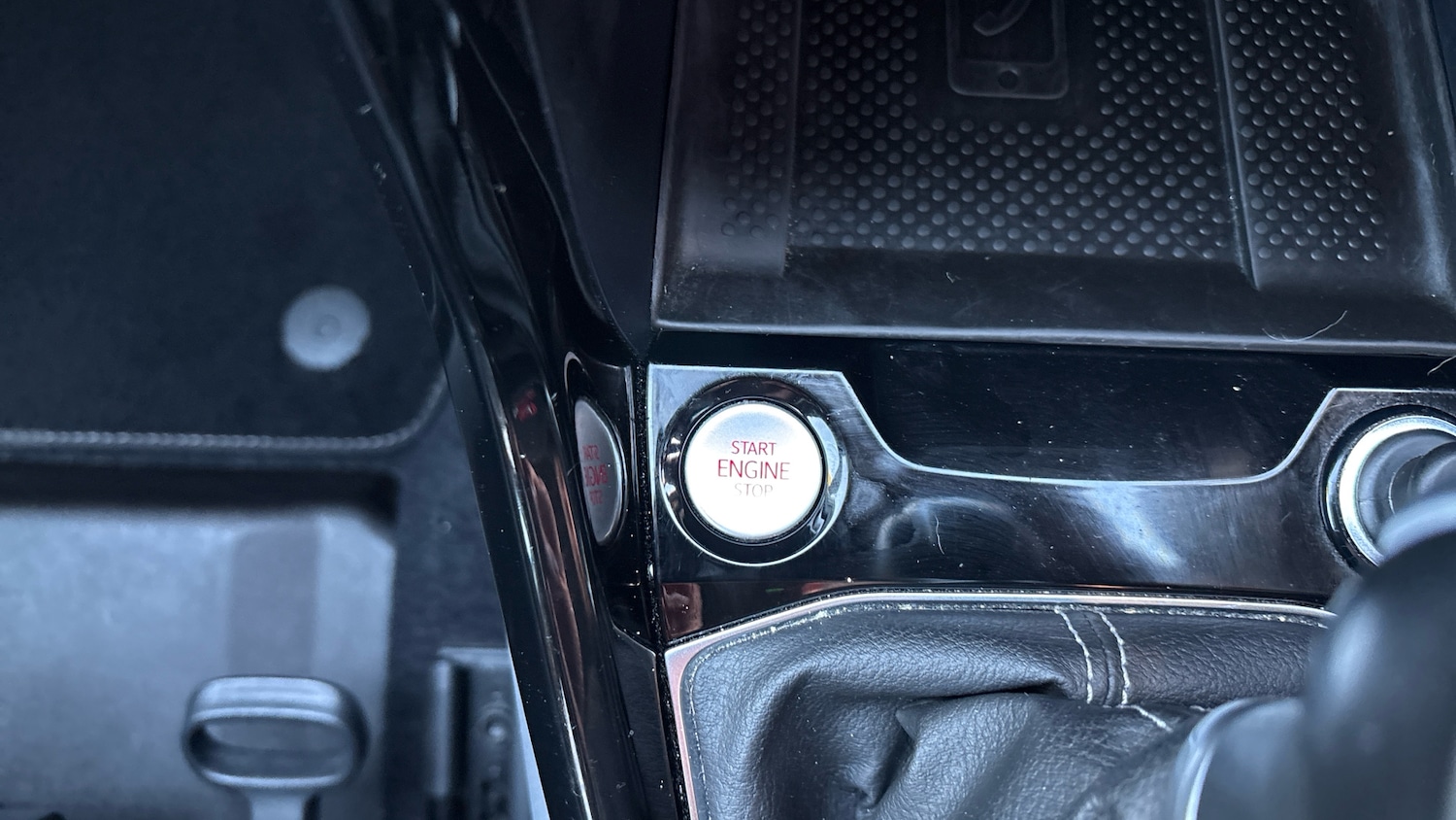 Used Volkswagen T-Cross 2020 for sale - 76905973: Photo 35