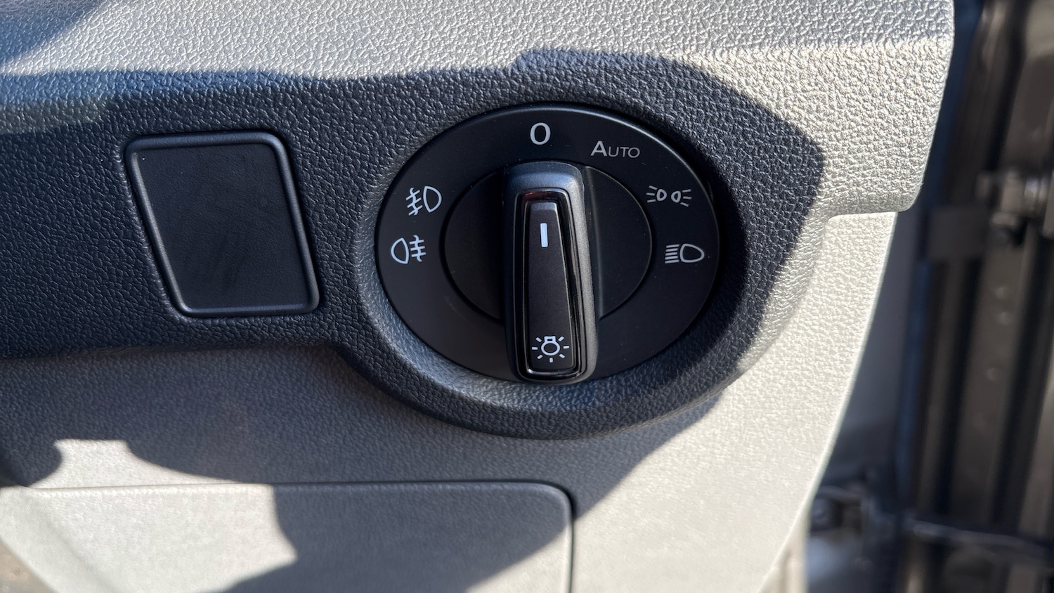 Used Volkswagen T-Cross 2020 for sale - 76905973: Photo 45