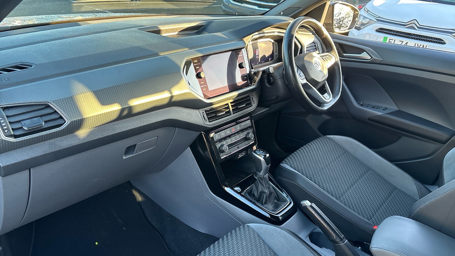 Used Volkswagen T-Cross 2020 for sale - 76905973: Photo 9