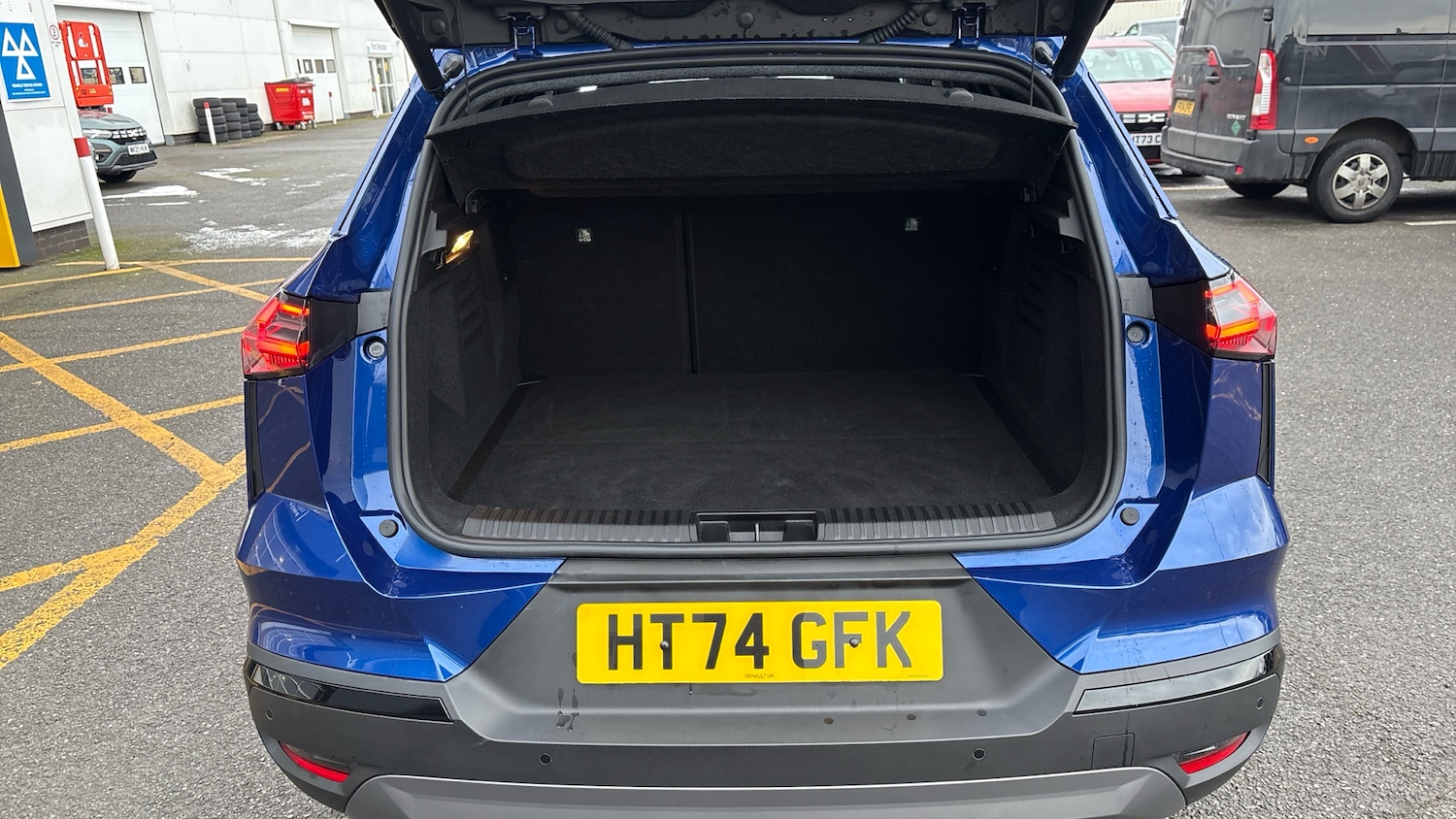 Used Renault Other 2024 for sale - 77353522: Photo 4