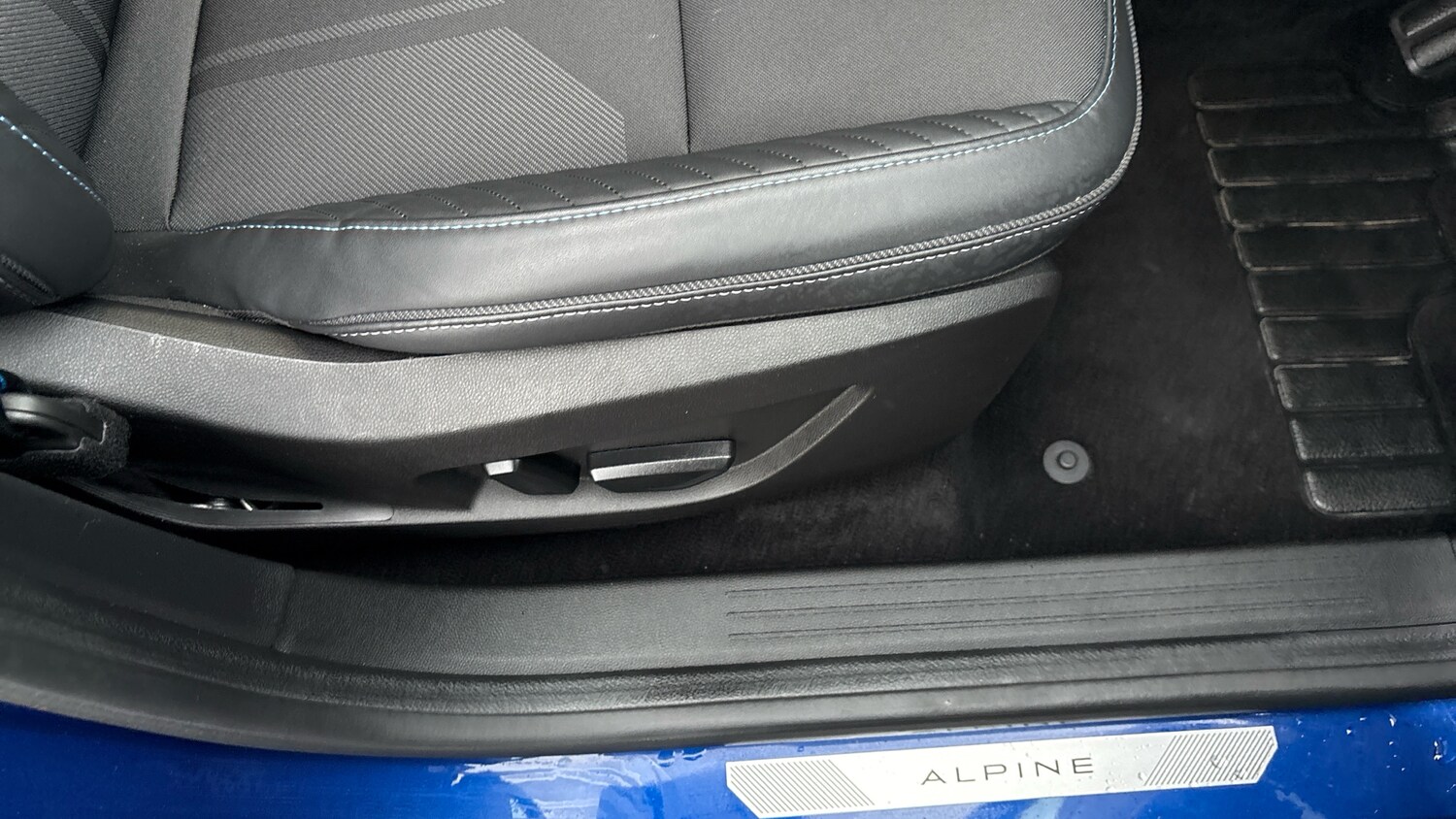 Used Renault Other 2024 for sale - 77353522: Photo 43