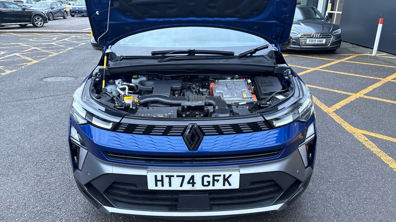 Used Renault Other 2024 for sale - 77353522: Photo 8