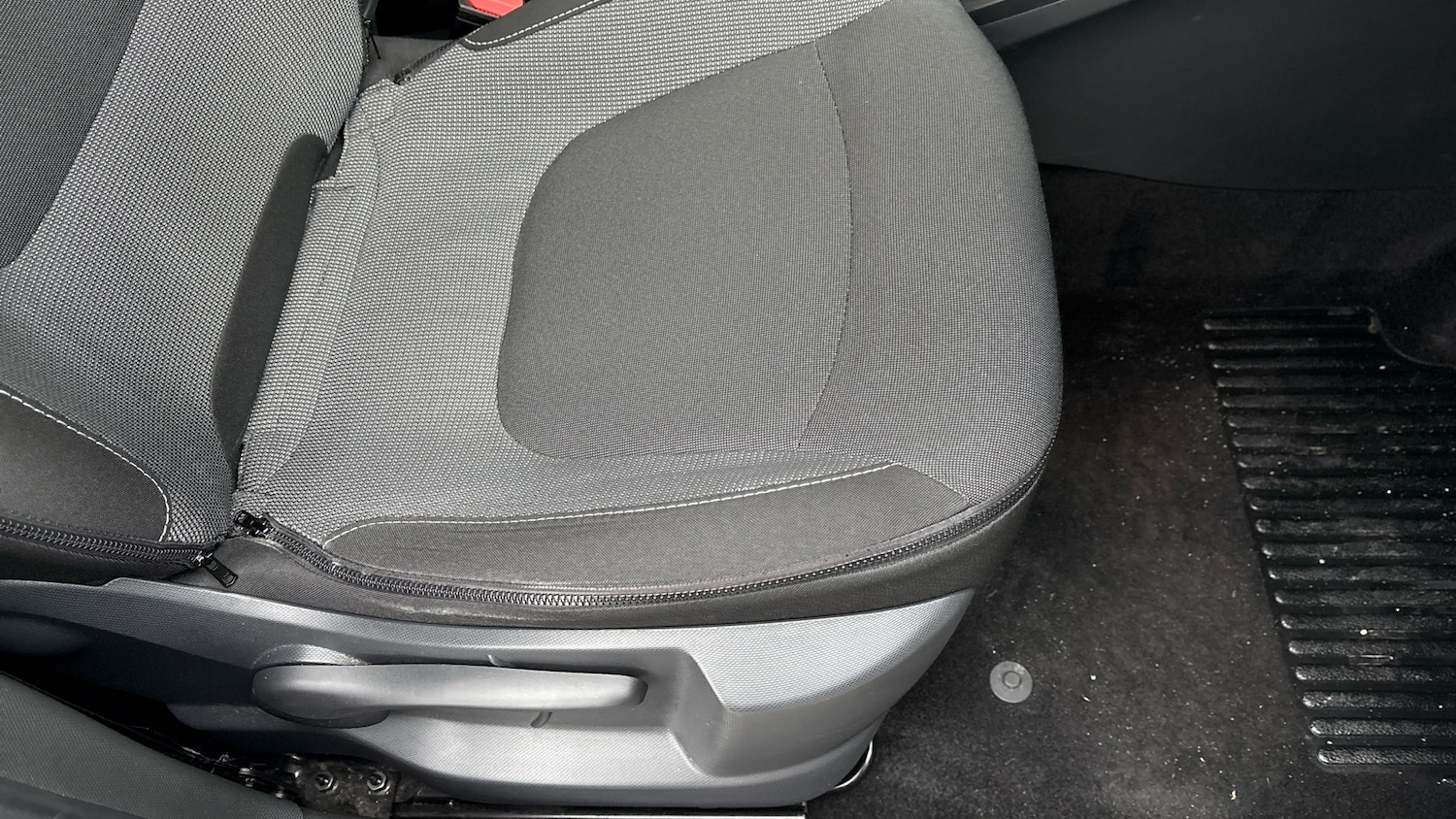 Used Renault Captur 2015 for sale - 77420965: Photo 46