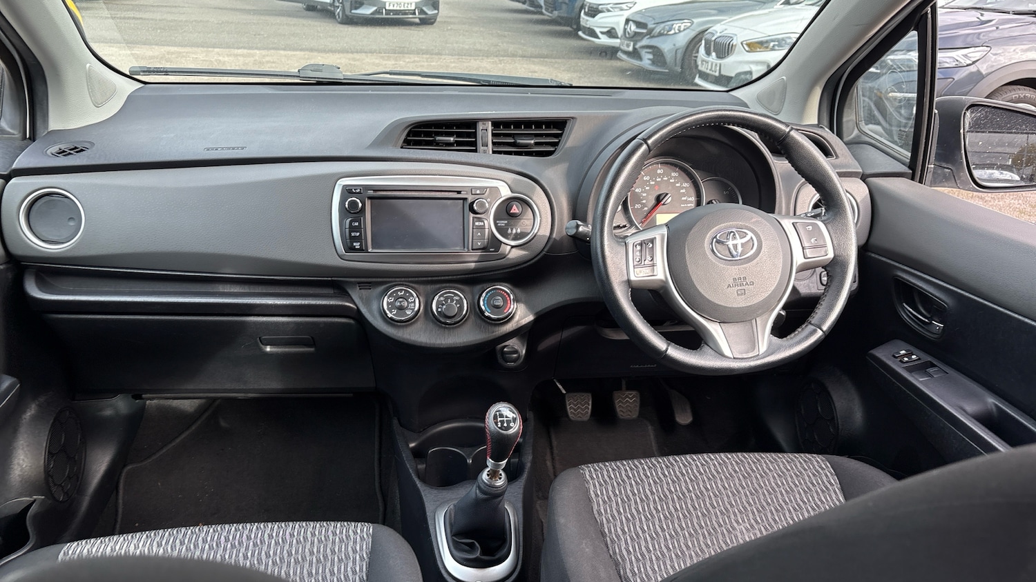 Used Toyota Yaris 2013 for sale - 76467915: Photo 10