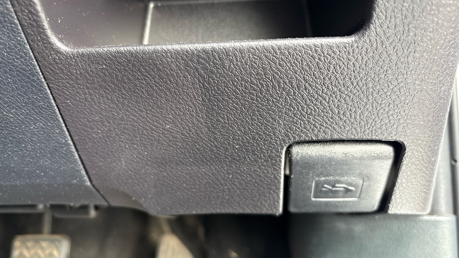 Used Toyota Yaris 2013 for sale - 76467915: Photo 32