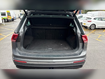 Used Volkswagen Tiguan 2017 for sale - 76566161: Photo