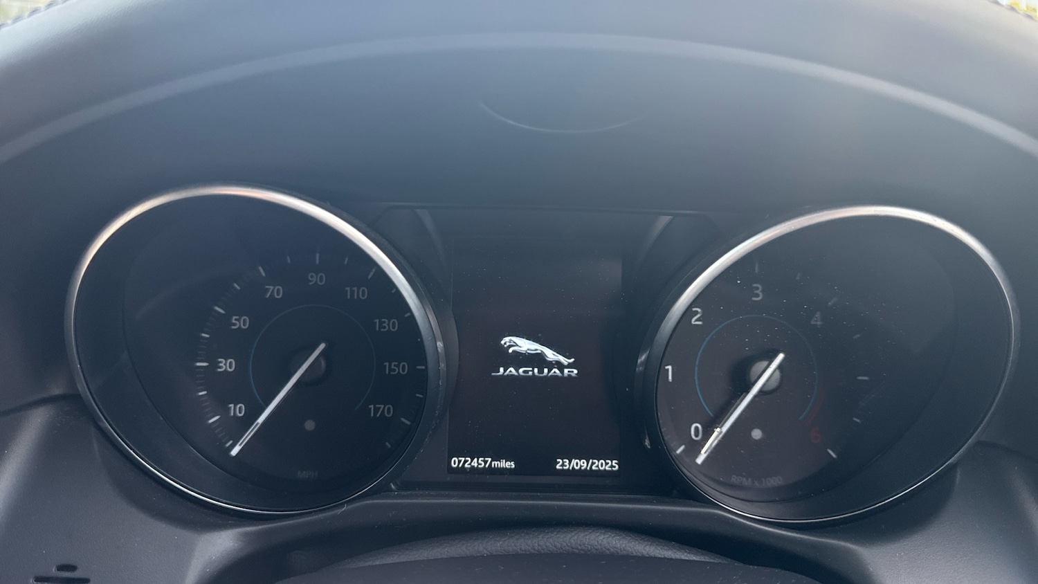 Used Jaguar XF 2018 for sale - 77324346: Photo 18