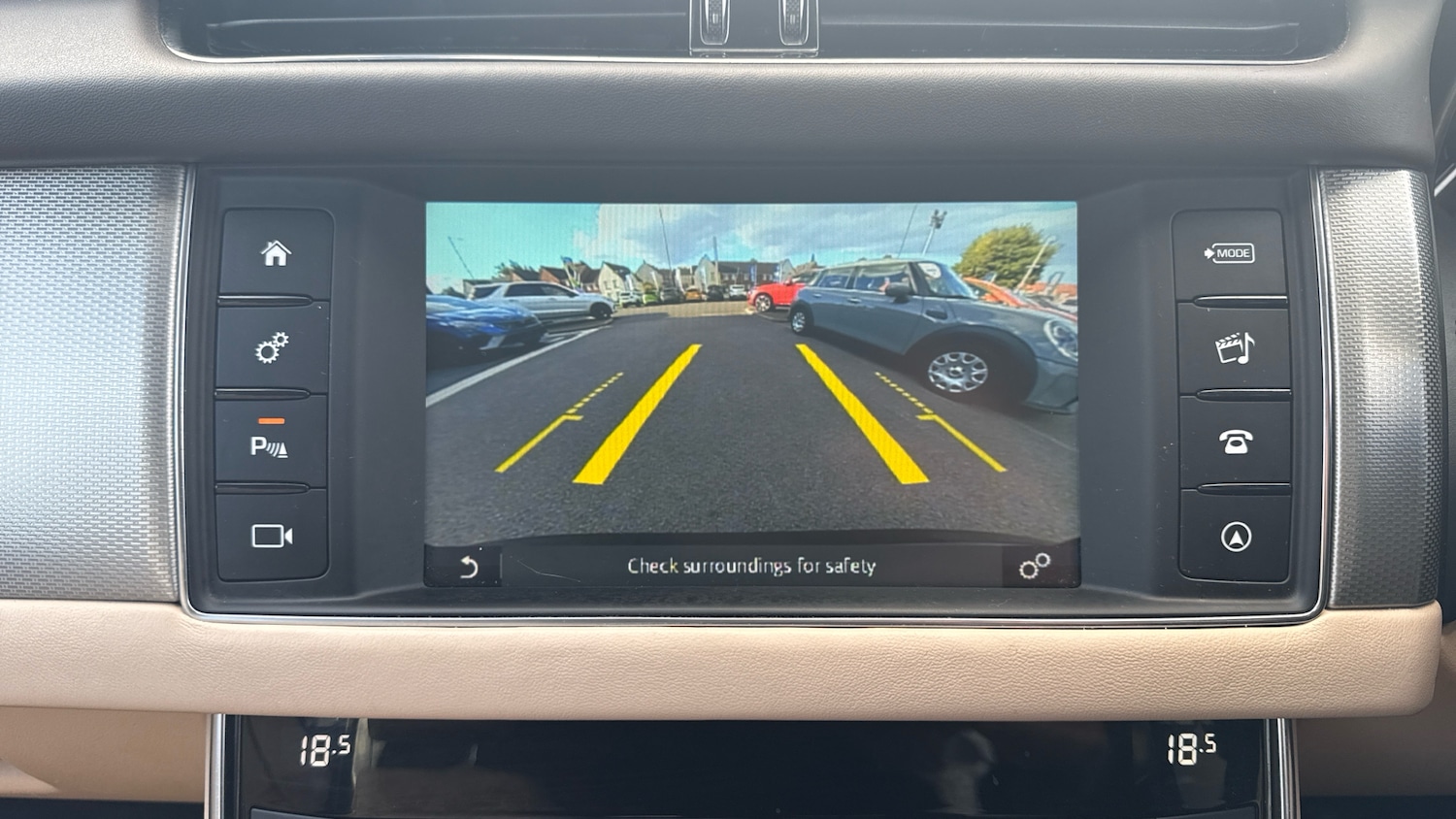 Used Jaguar XF 2018 for sale - 77324346: Photo 28