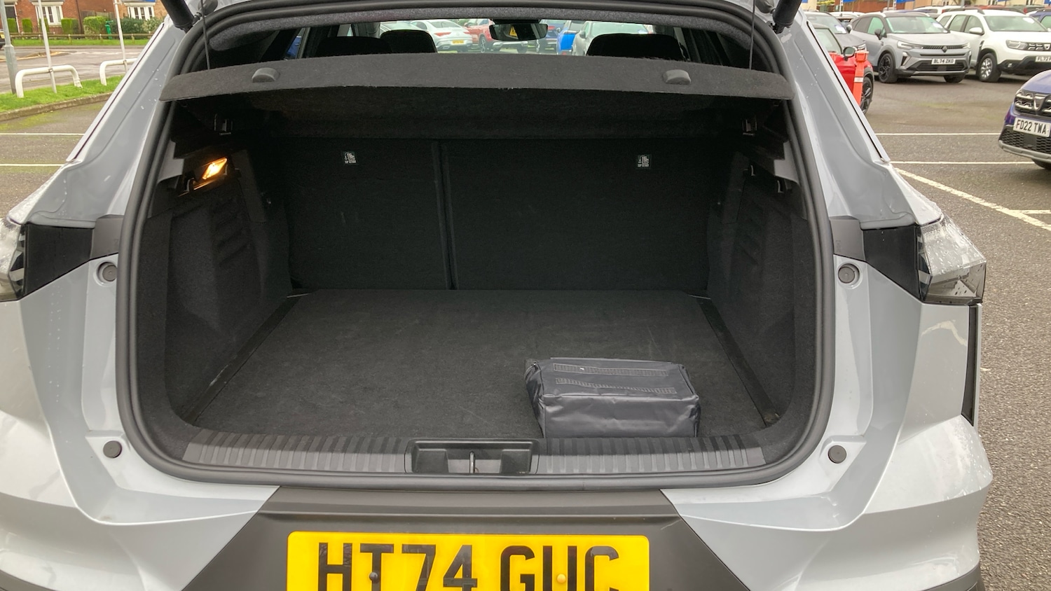 Used Renault Other 2024 for sale - 77353519: Photo 4