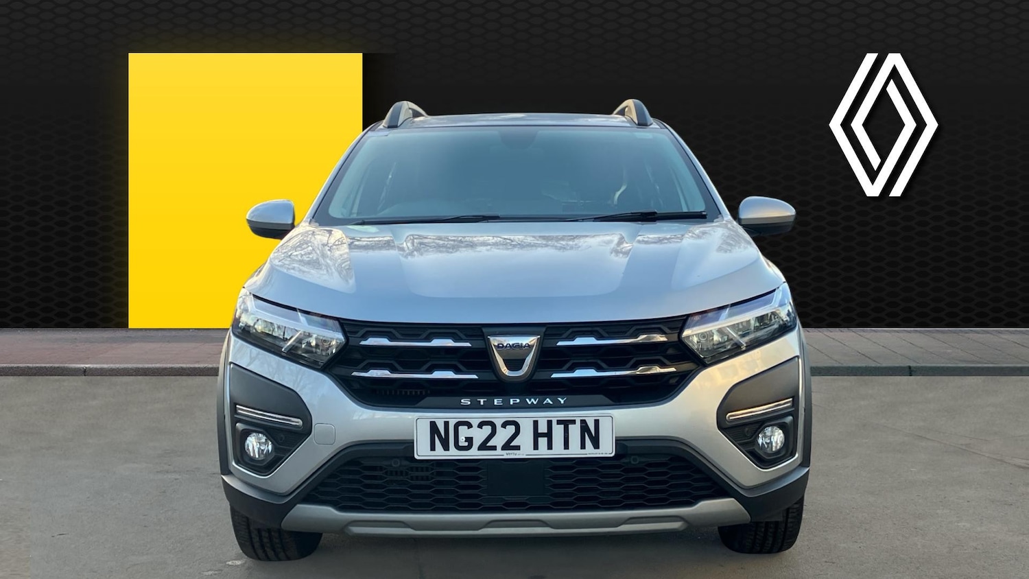 Used Dacia Sandero Stepway 2022 for sale - 77735501: Photo 2