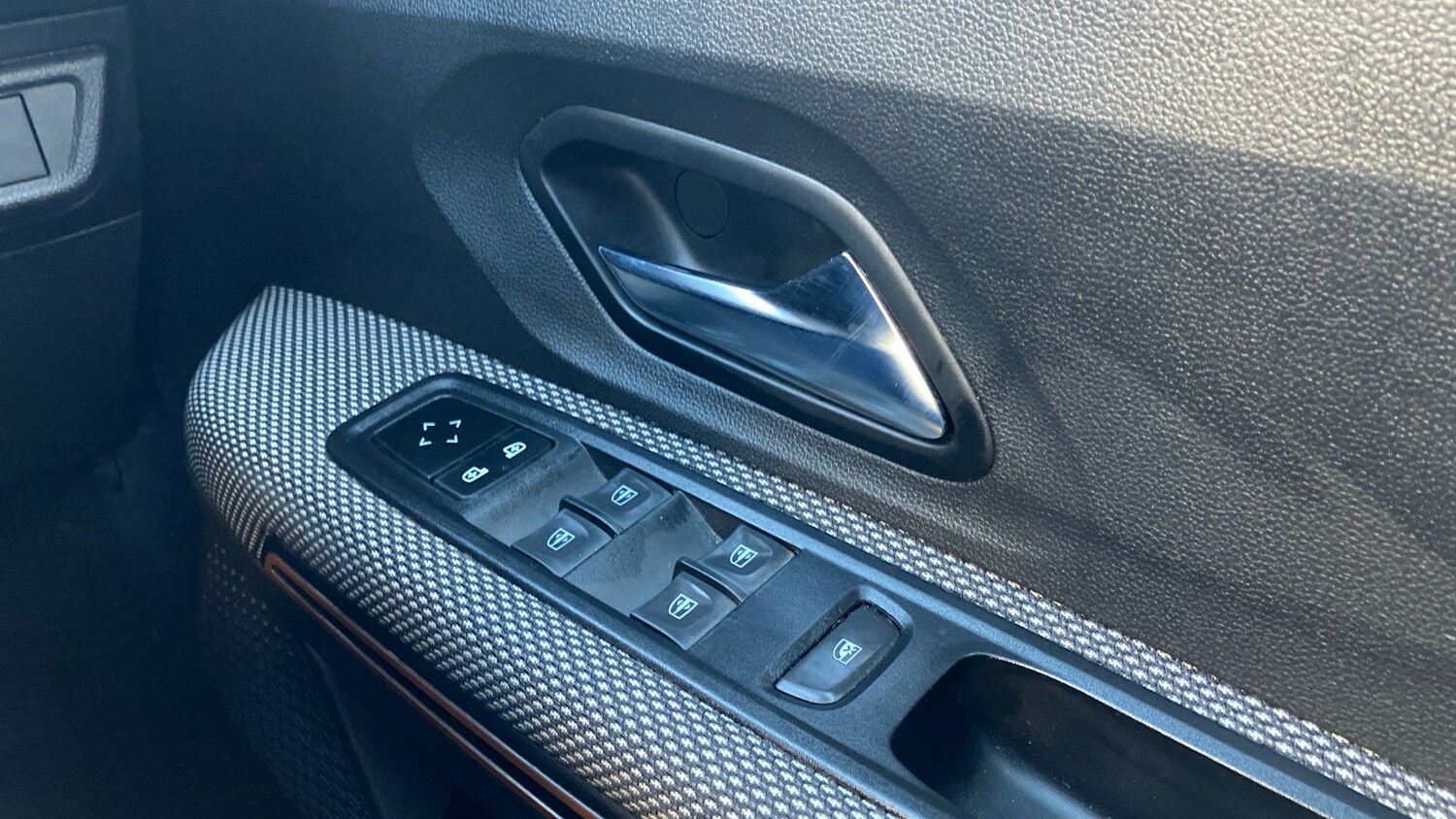 Used Dacia Sandero Stepway 2022 for sale - 77735501: Photo 36