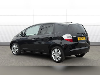 Used Honda Jazz 2010 for sale - 79127063: Photo