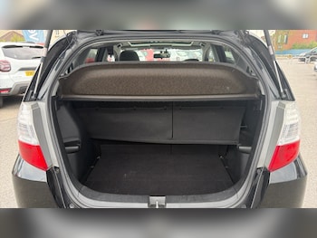 Used Honda Jazz 2010 for sale - 79127063: Photo