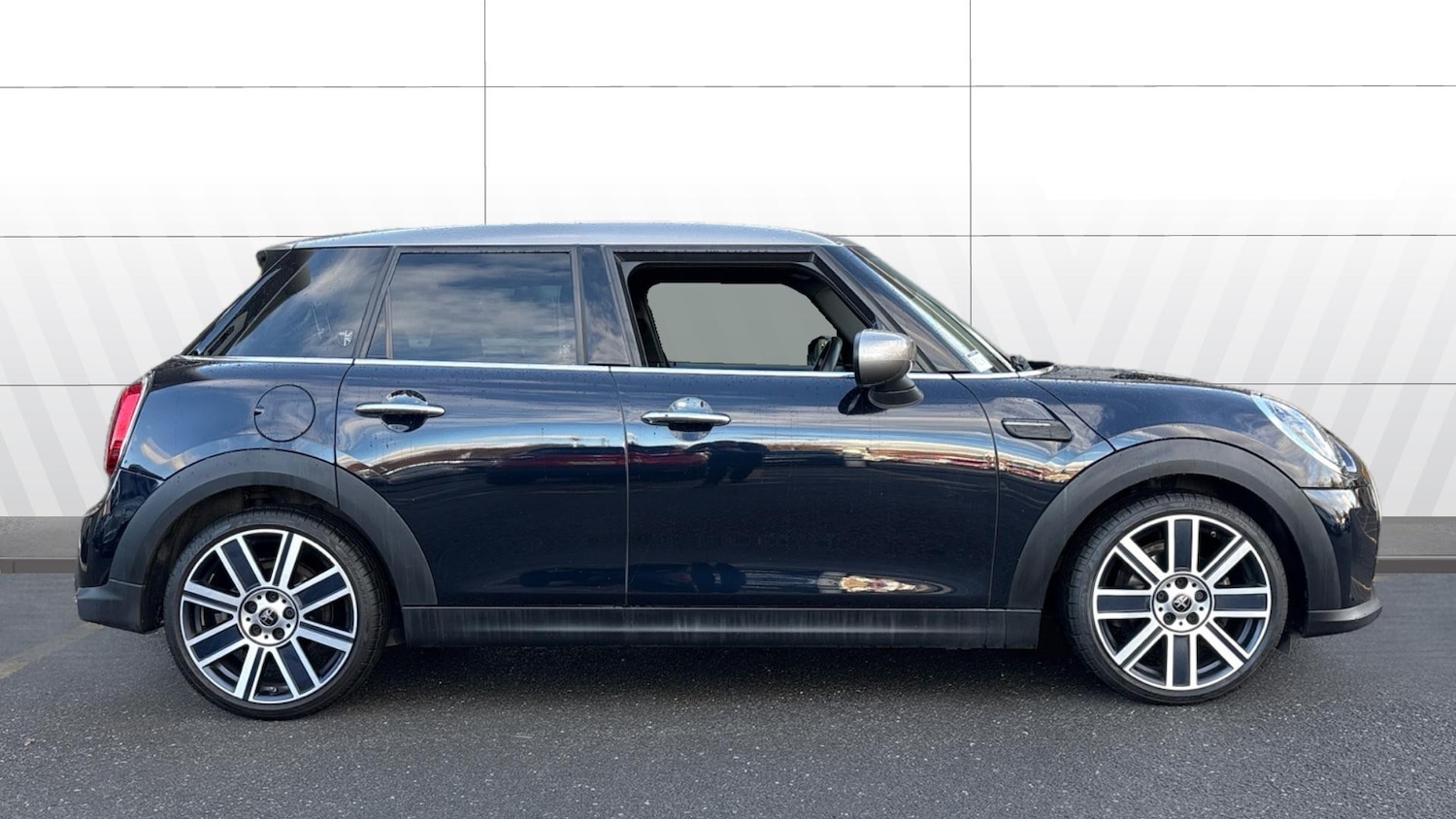 Used MINI Hatch 2022 for sale - 76332681: Photo 5