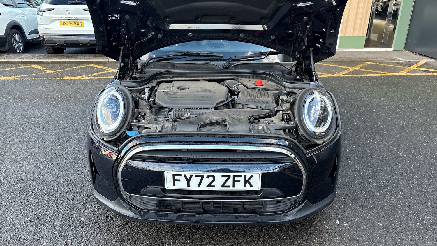 Used MINI Hatch 2022 for sale - 76332681: Photo 8