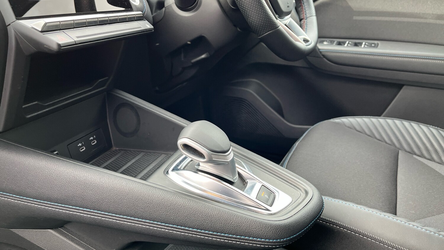 Used Renault Other 2024 for sale - 78176369: Photo 13