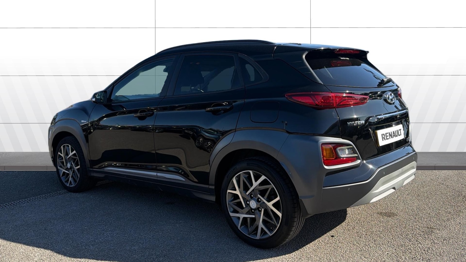 Used Hyundai KONA 2020 for sale - 77996931: Photo 2