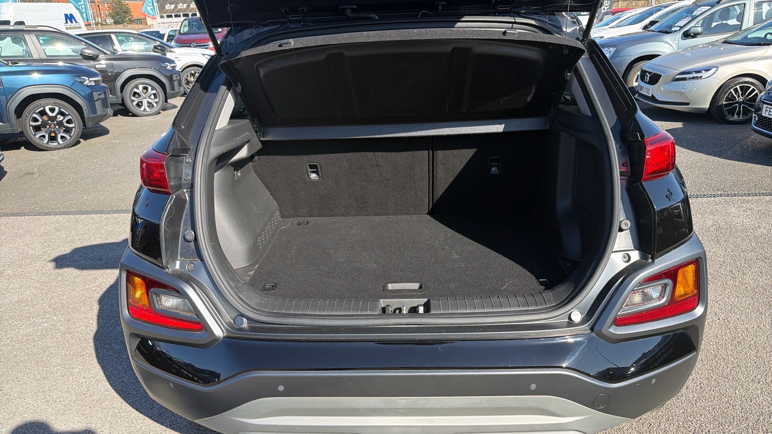 Used Hyundai KONA 2020 for sale - 77996931: Photo 4