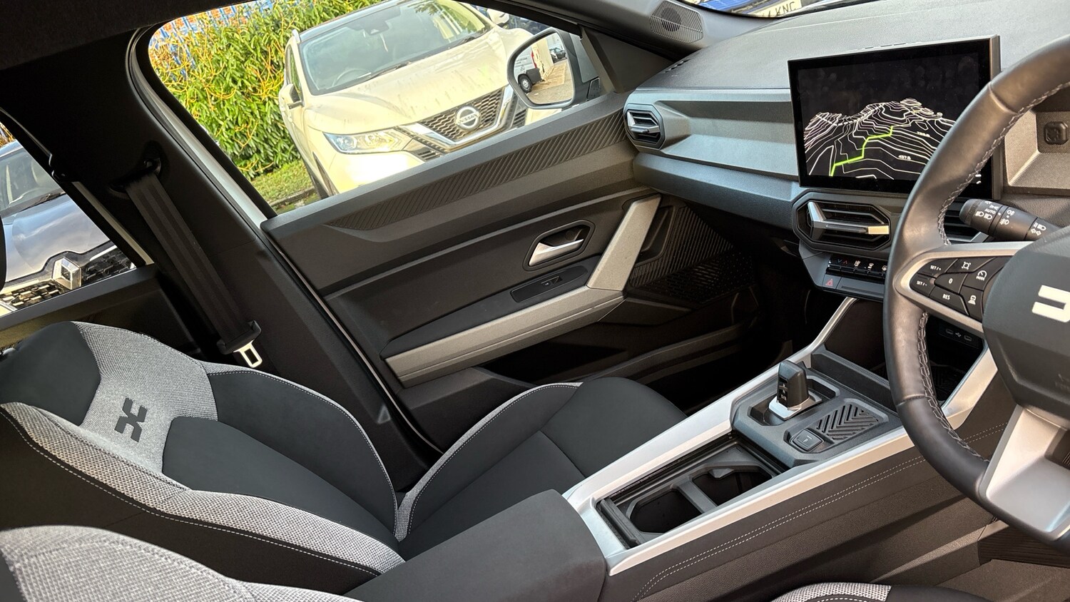 Used Dacia Bigster 2025 for sale - 76490449: Photo 14