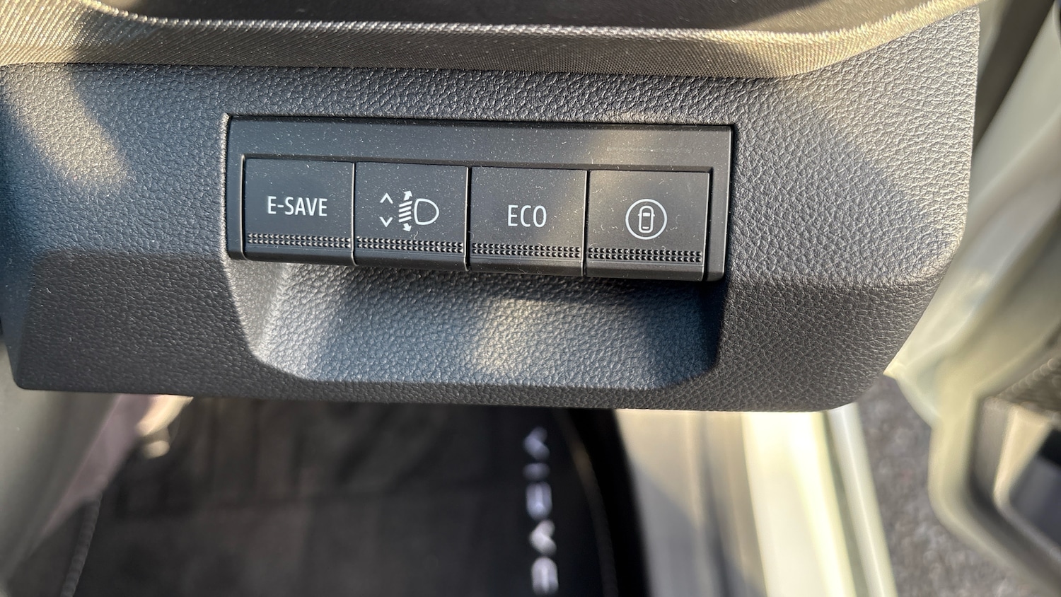 Used Dacia Bigster 2025 for sale - 76490449: Photo 40