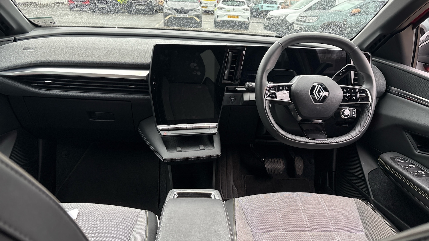 Used Renault Megane E Tech 2024 for sale - 76650996: Photo 10