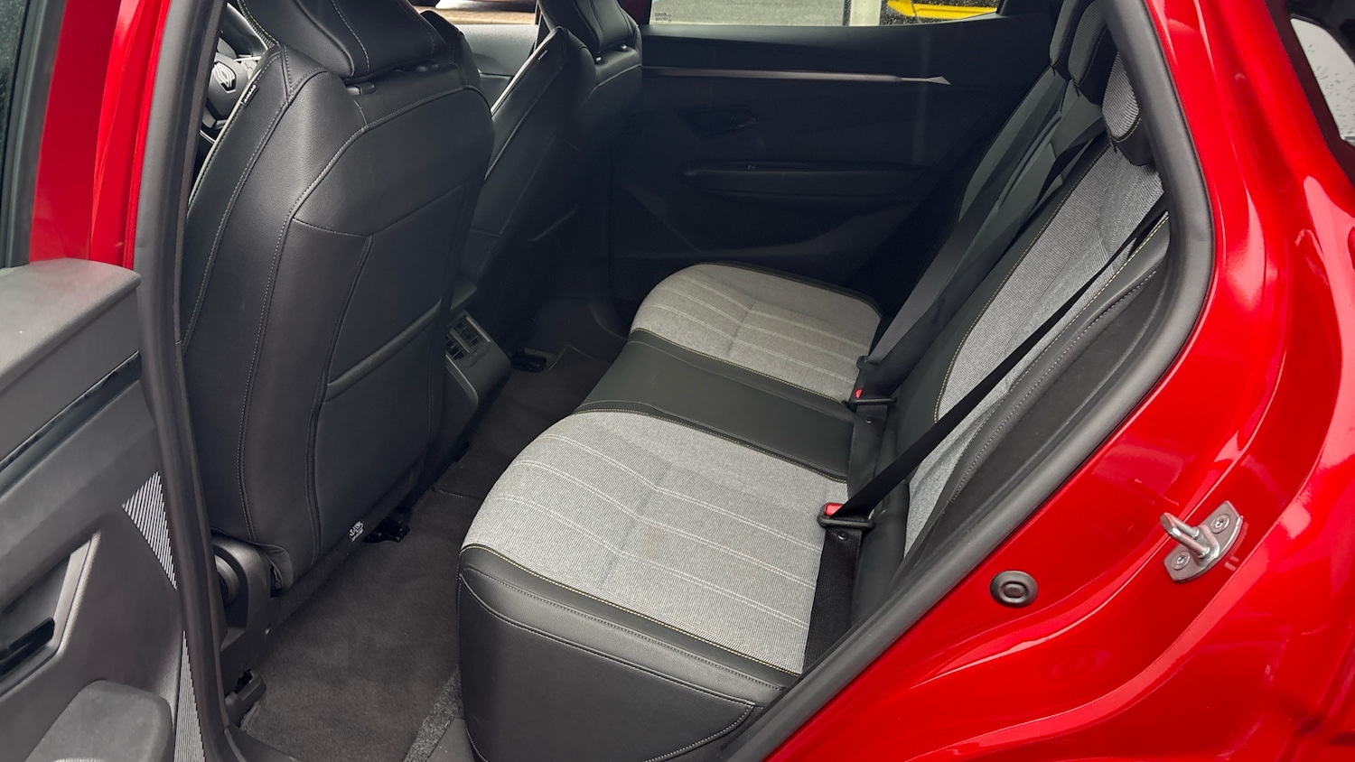 Used Renault Megane E Tech 2024 for sale - 76650996: Photo 16