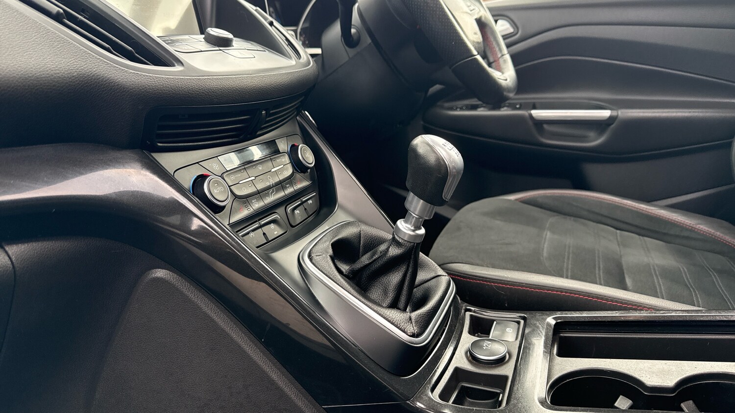 Used Ford Kuga 2019 for sale - 76299231: Photo 13