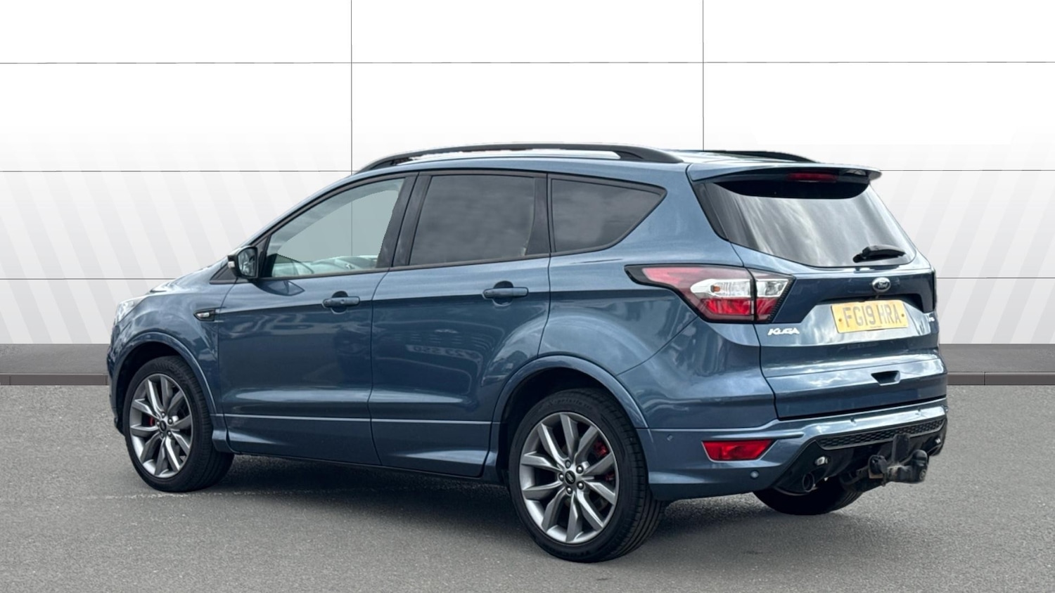 Used Ford Kuga 2019 for sale - 76299231: Photo 2