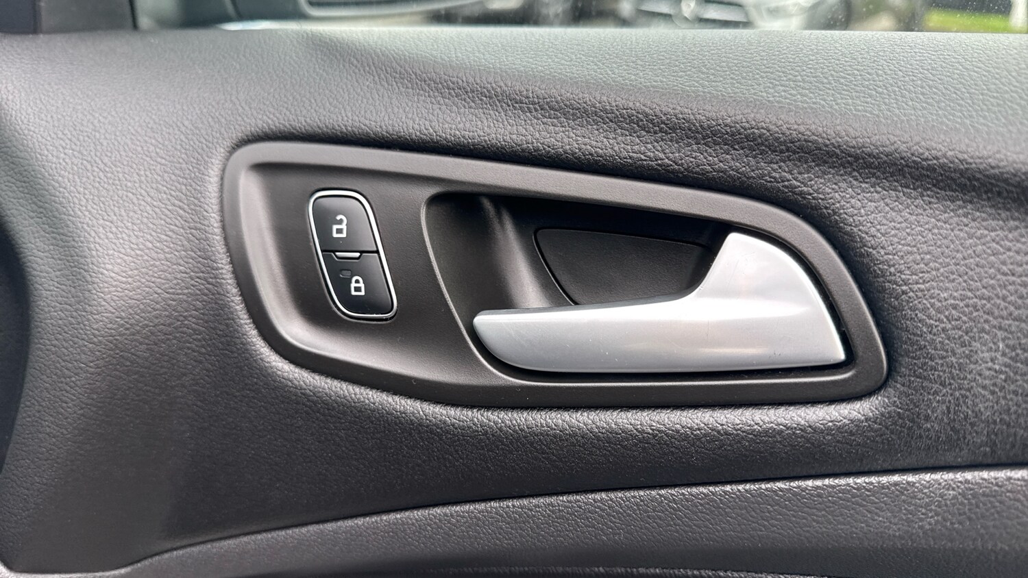 Used Ford Kuga 2019 for sale - 76299231: Photo 27