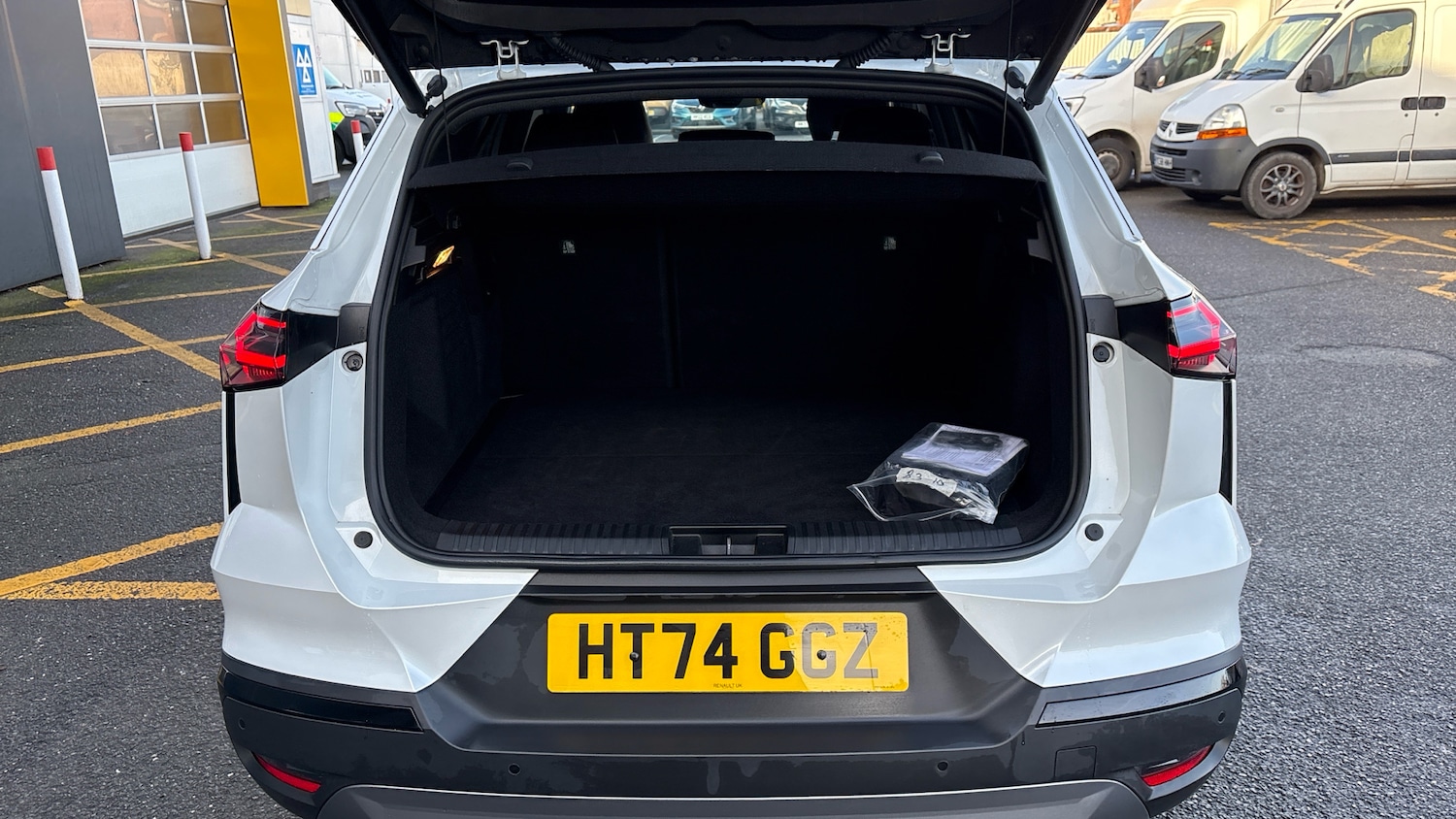 Used Renault Other 2024 for sale - 76974176: Photo 4