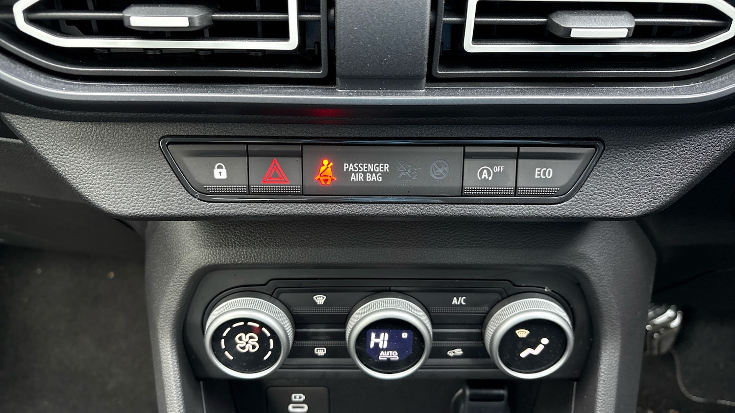 Used Dacia Sandero 2025 for sale - 76979693: Photo 26