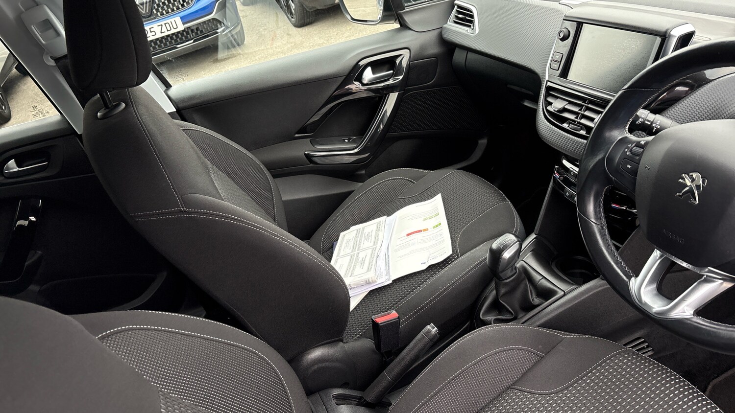 Used Peugeot 208 2019 for sale - 76332686: Photo 14