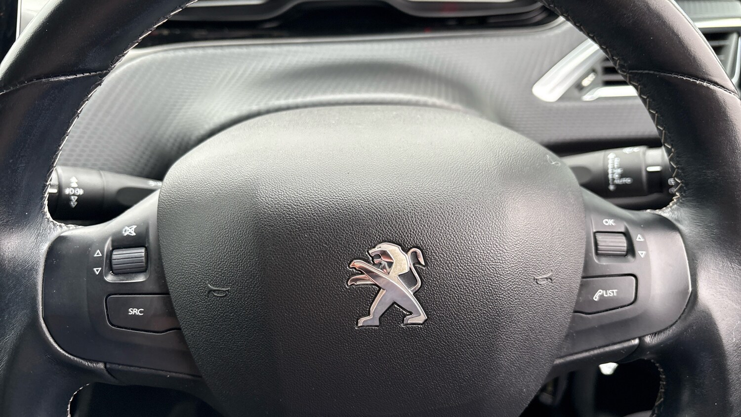 Used Peugeot 208 2019 for sale - 76332686: Photo 24