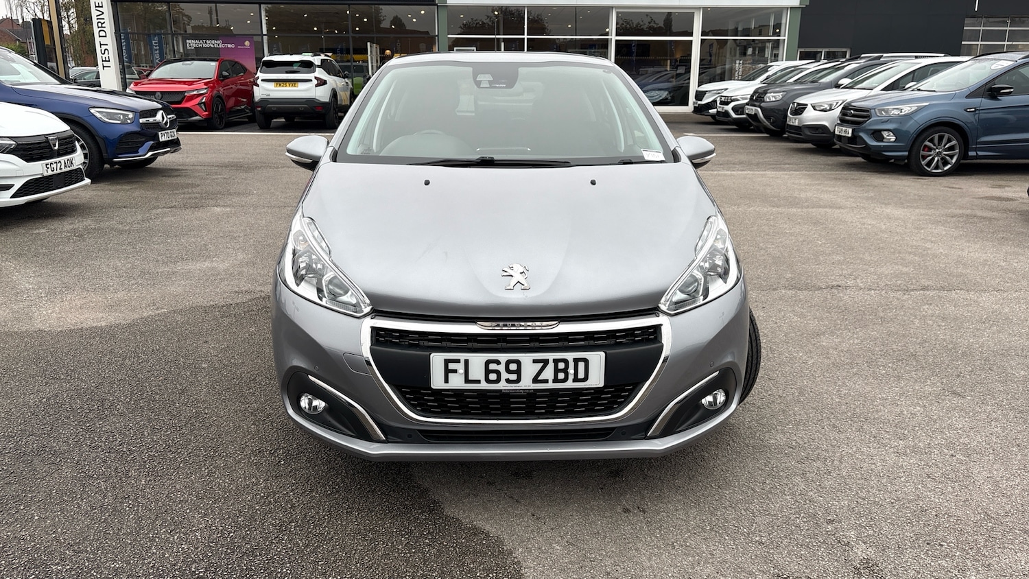 Used Peugeot 208 2019 for sale - 76332686: Photo 37