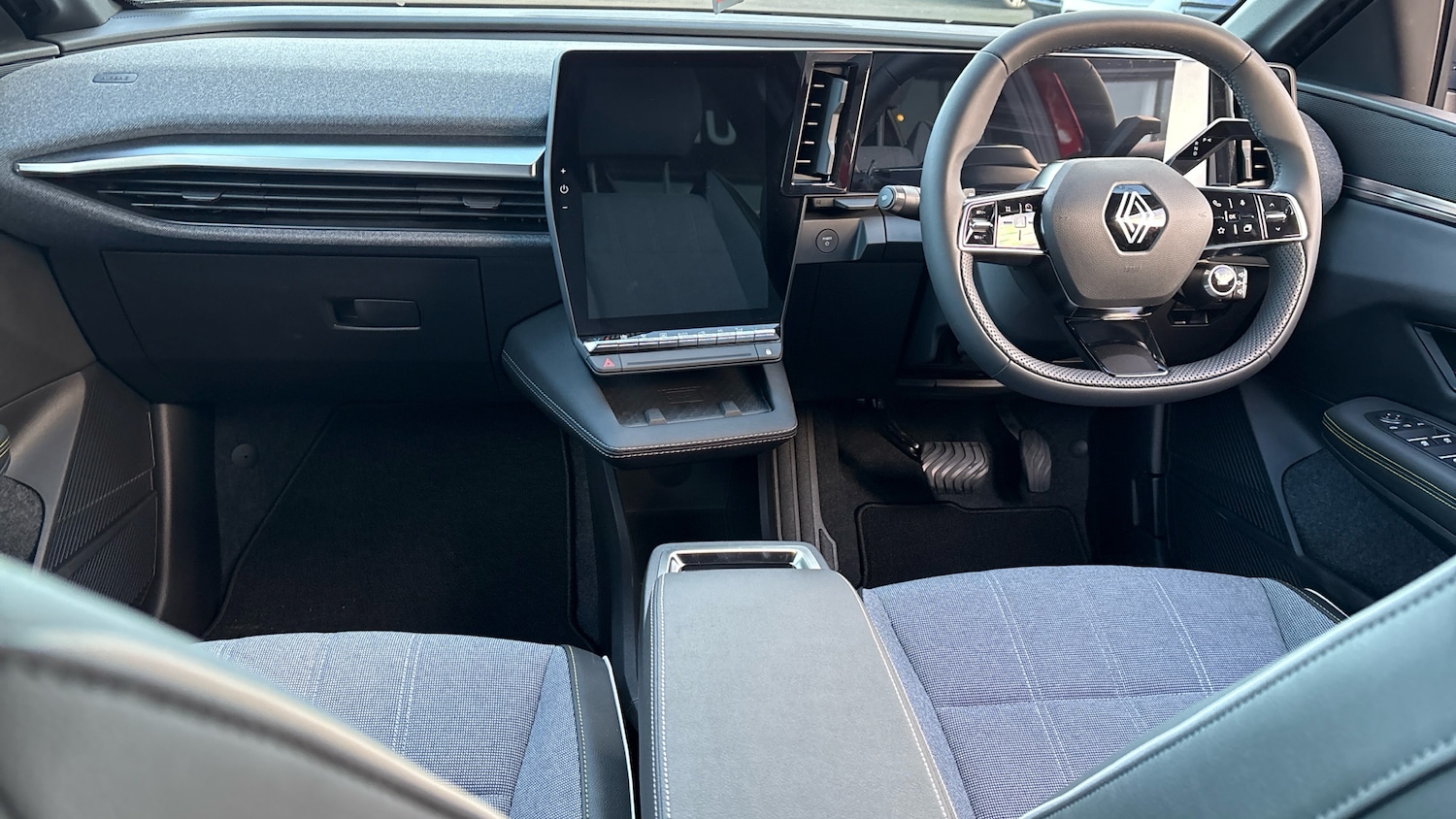 Used Renault Megane E Tech 2025 for sale - 76960625: Photo 10