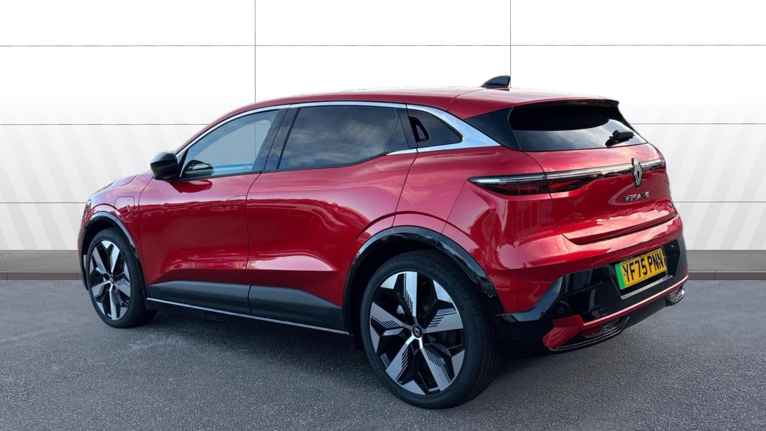 Used Renault Megane E Tech 2025 for sale - 76960625: Photo 2