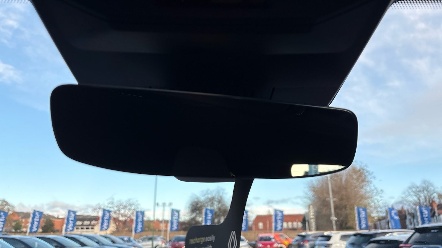 Used Renault Megane E Tech 2025 for sale - 76960625: Photo 28