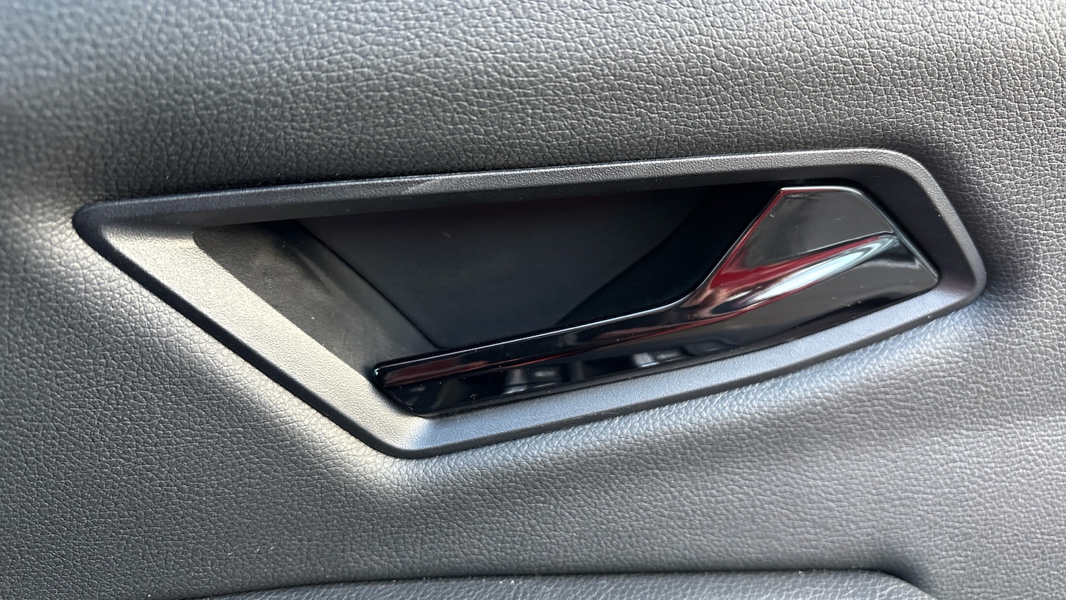 Used Renault Megane E Tech 2025 for sale - 76960625: Photo 46