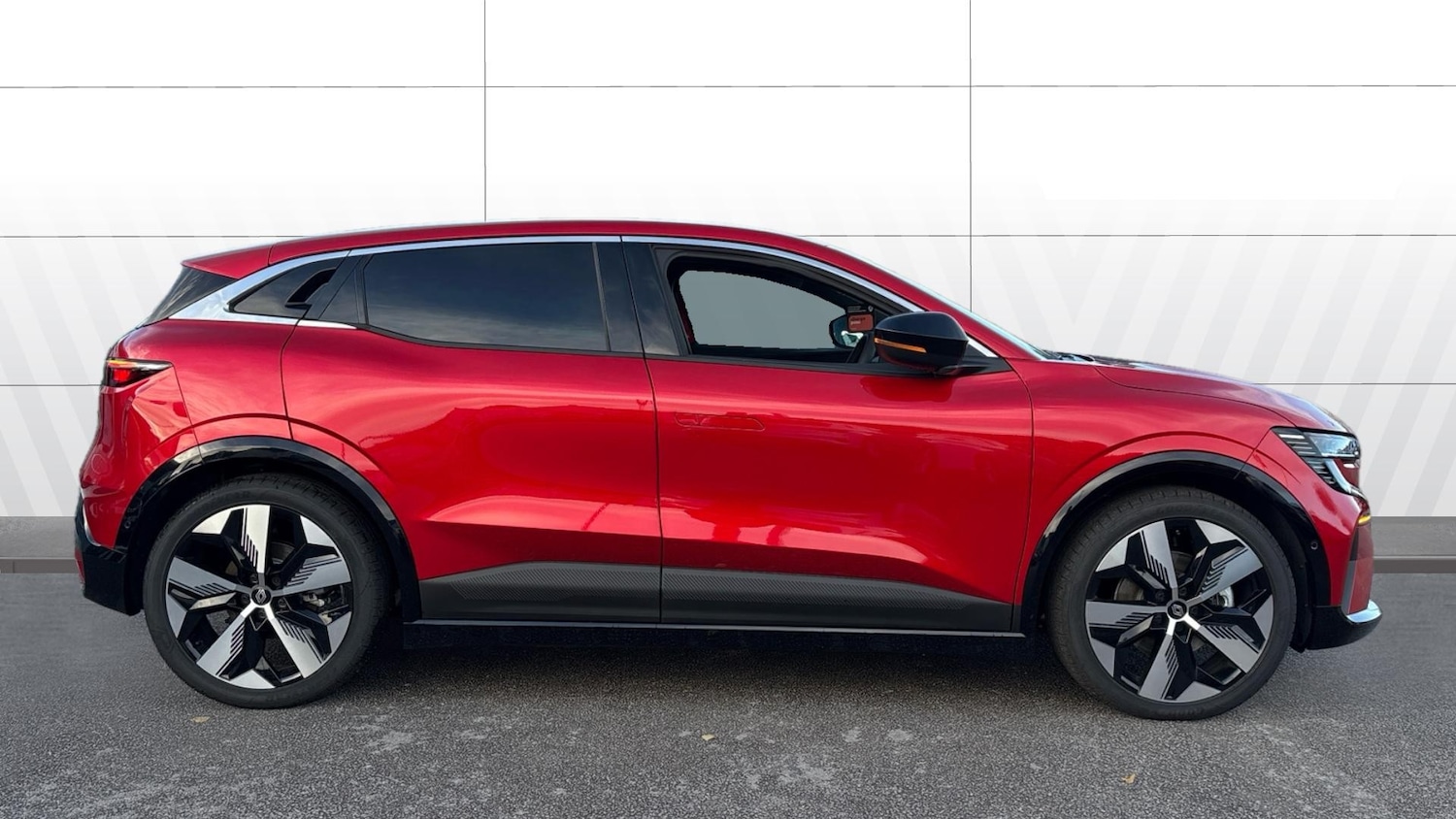 Used Renault Megane E Tech 2025 for sale - 76960625: Photo 5