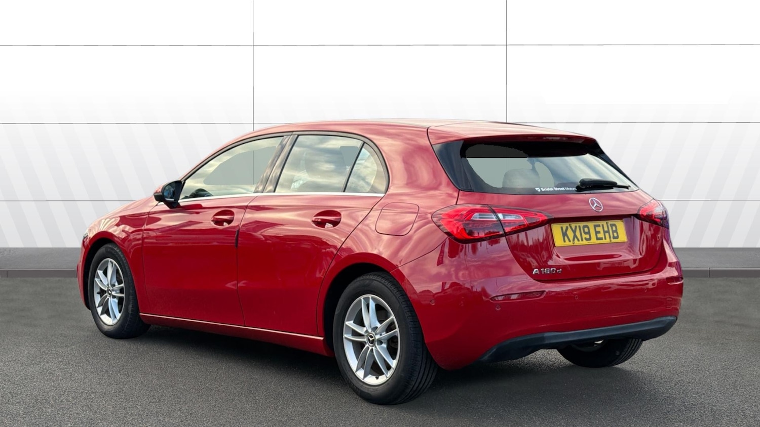 Used Mercedes-Benz A-Class 2019 for sale - 77366082: Photo 2