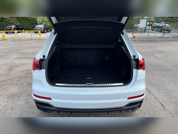 Used Audi Q3 2021 for sale - 75795263: Photo