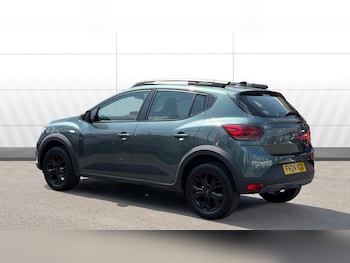 Used Dacia Sandero Stepway 2024 for sale - 79154401: Photo